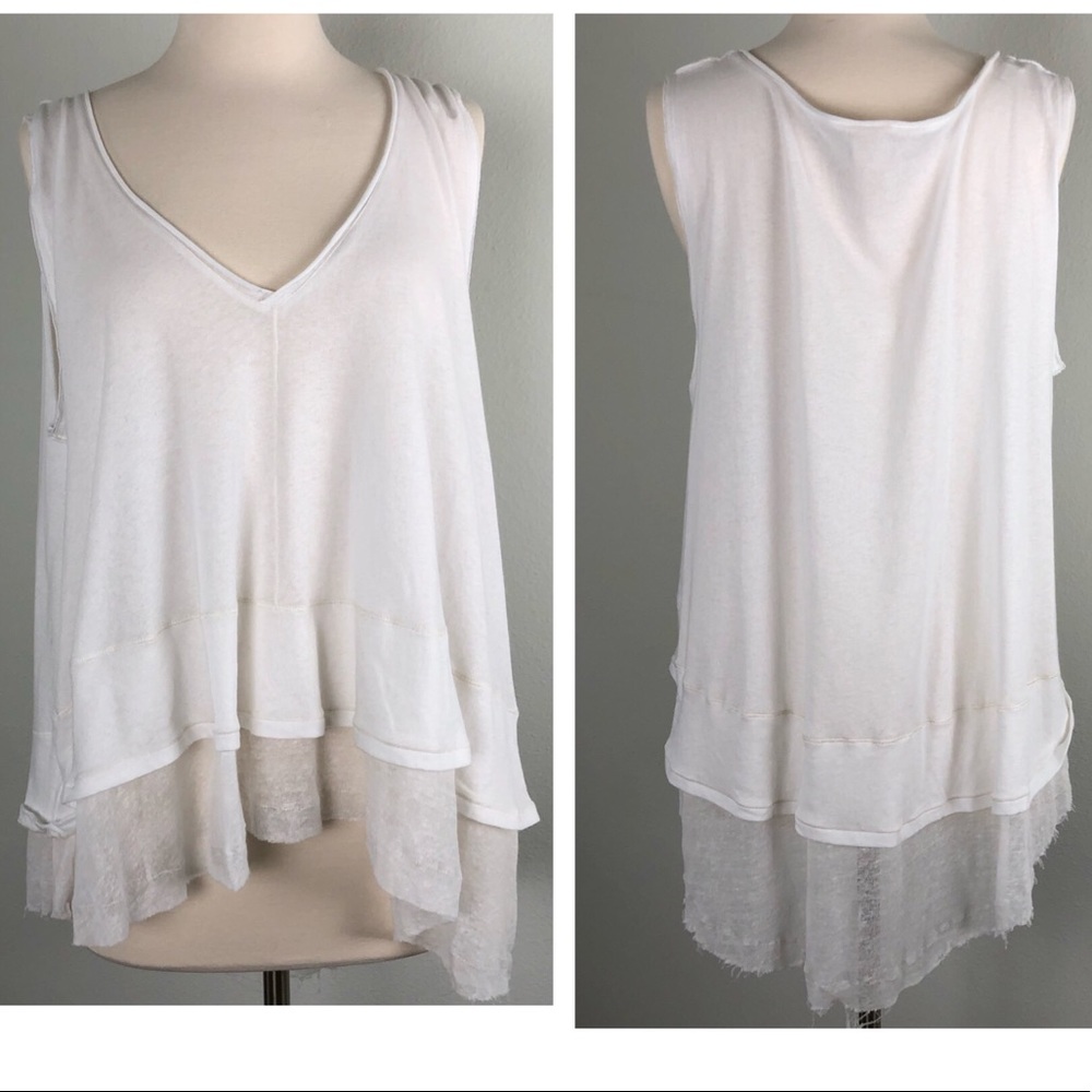 Free People | White “Peachy” Scoop Neck Tee